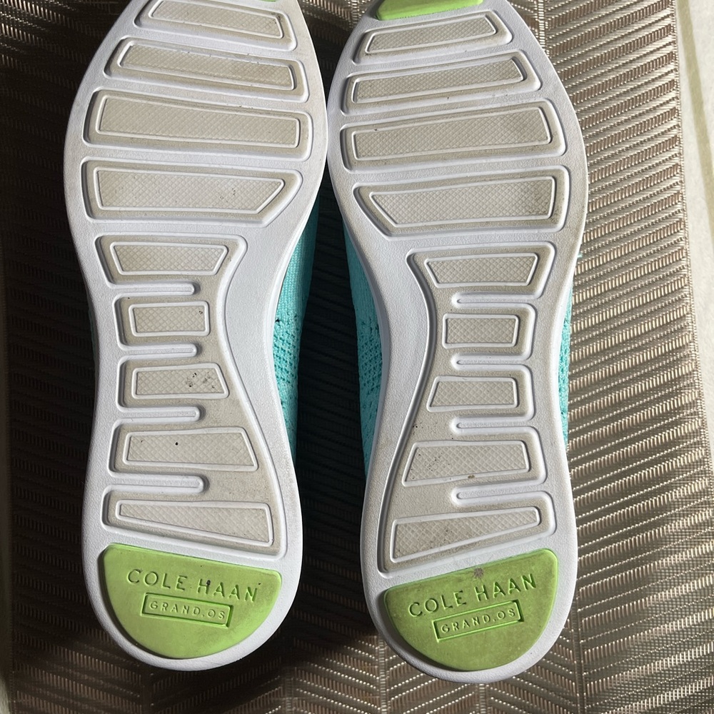 CLEARANCE - ANY 2 PAIRS OF SHOES $35 Cole Haan Women's Flats Size 6.5 - Picture 3 of 4